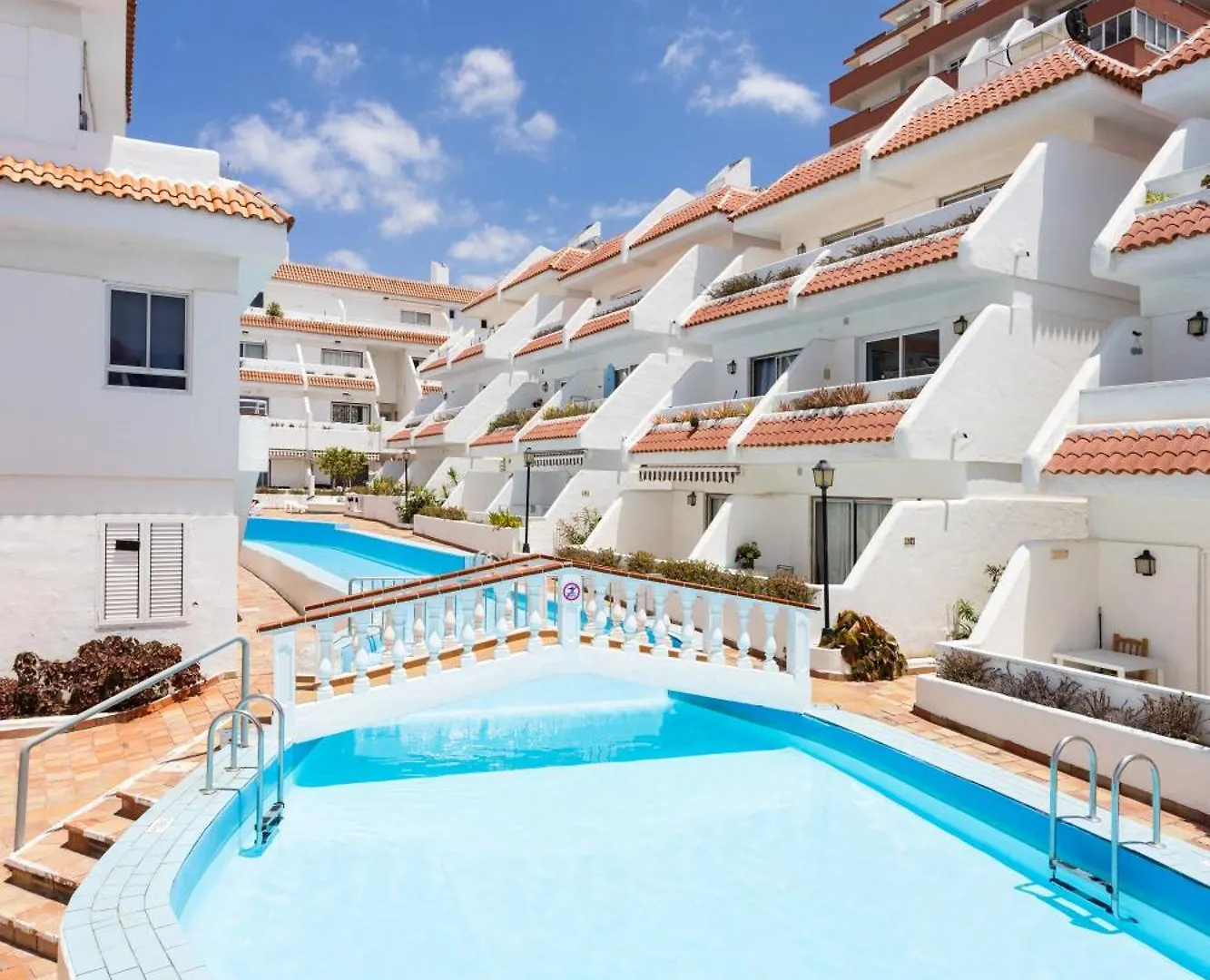 Home2Book Sunny Poolside Apt In Las Floritas Arona  0*, Arona (Tenerife)