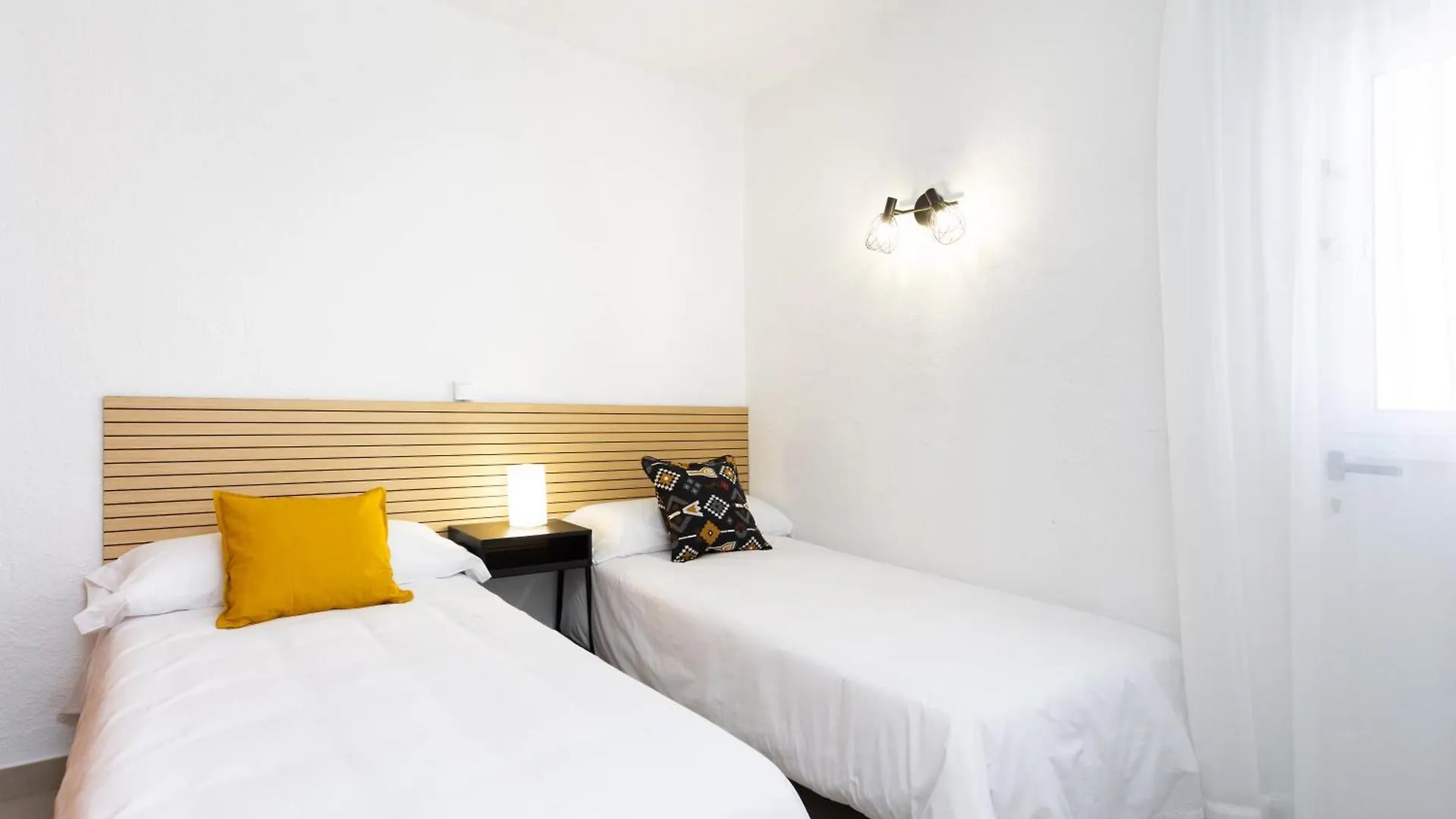 Home2Book Sunny Poolside Apt In Las Floritas Arona  Arona (Tenerife)